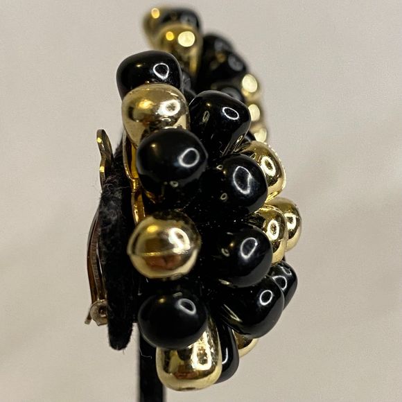 Cluster Earrings Black And Gold Bursts Clip Ons Lightweight - Picture 2 of 9